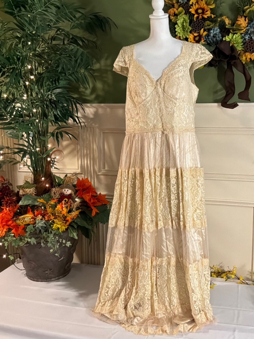 Vintage style lace dress
